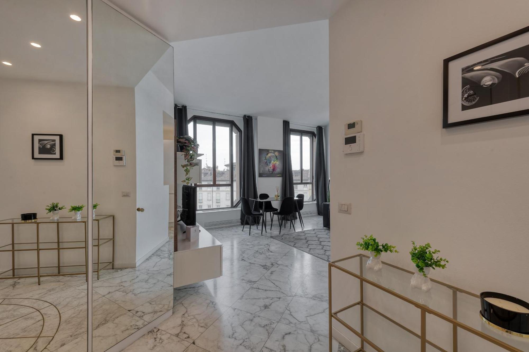 Milan Royal Suites - Duomo Santo Stefano Milão Exterior foto